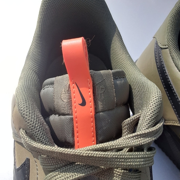 NIKE Air Force 1's '07 low Medium Olive/Starfish BQ4326-200 Men's Size 12 Shoes - Picture 14 of 16